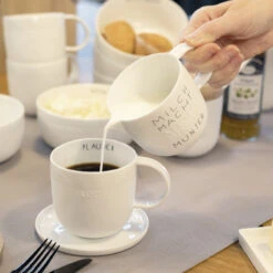 Milchkännchen „Milch Macht Müde Menschen Munter“